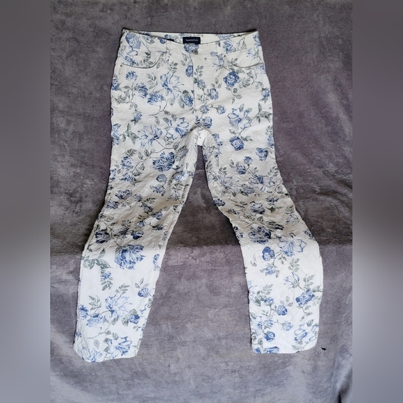 RARE Women's Charter Club White Floral Lexington Straight Pants Sz 12 LIKE NEW - Picture 3 of 15